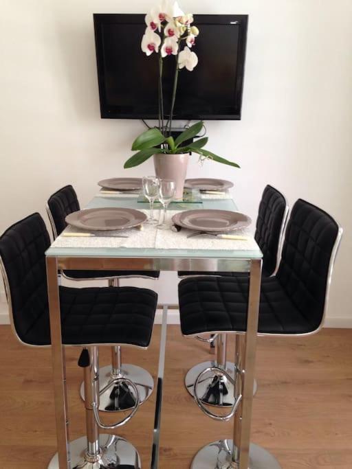 #28 1 Bdr Flat Ac Balcony Hper Central 10Mins To Beach & Old Town Nice Exteriör bild